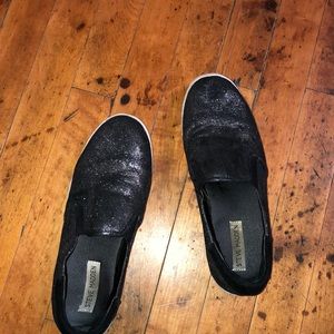 Steve Madden slip one